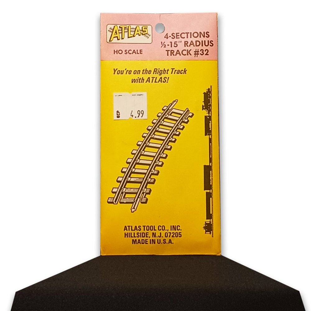 Model Train Tracks Atlas 4-Sections 1/2-15" Track #32 Ho Scale
